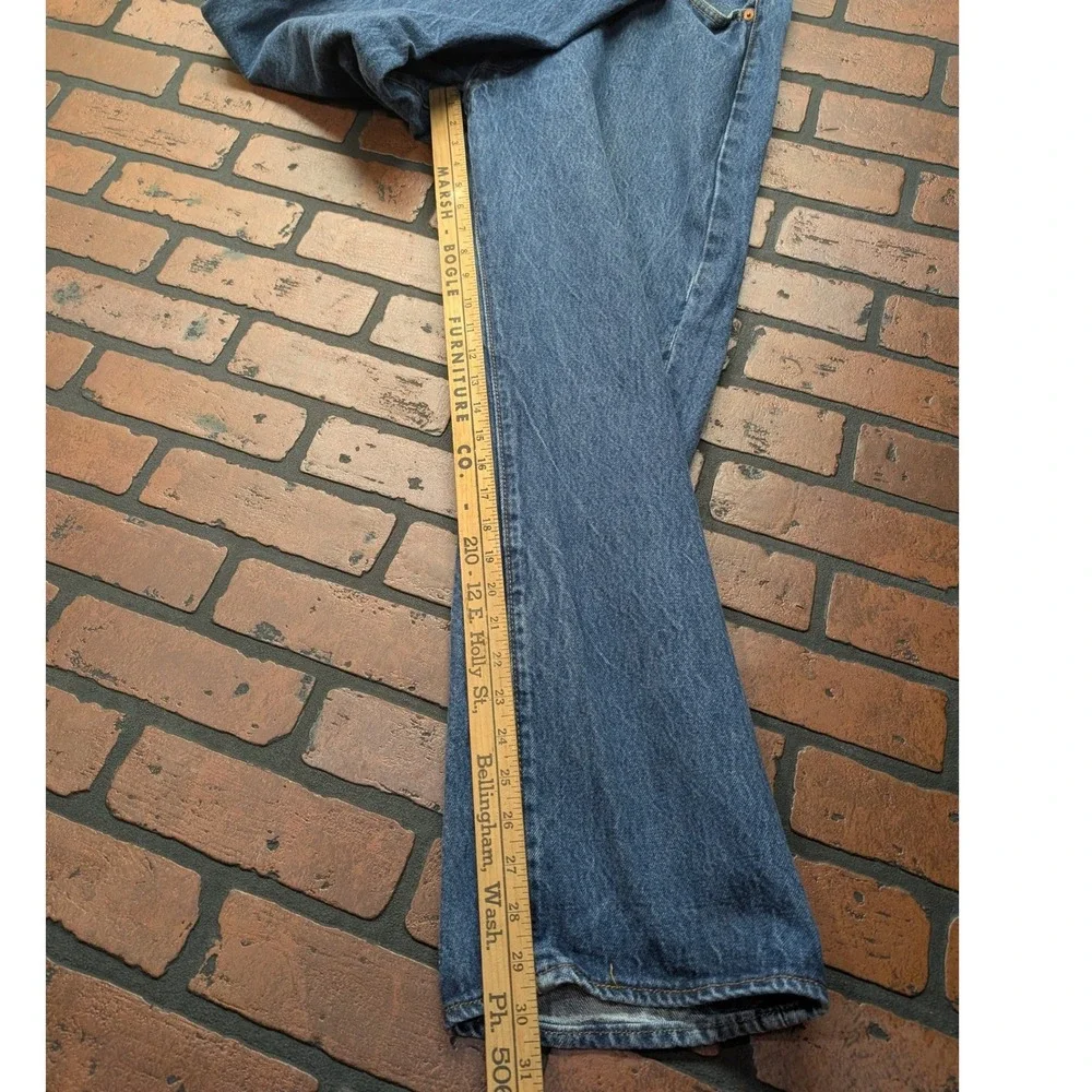 Levi's Men's 501 Straight Leg Jeans 40x30‎ Medium Wash Button Fly Classic Denim